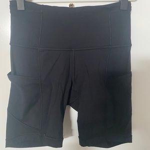 lululemon fast and free short 6" size 2